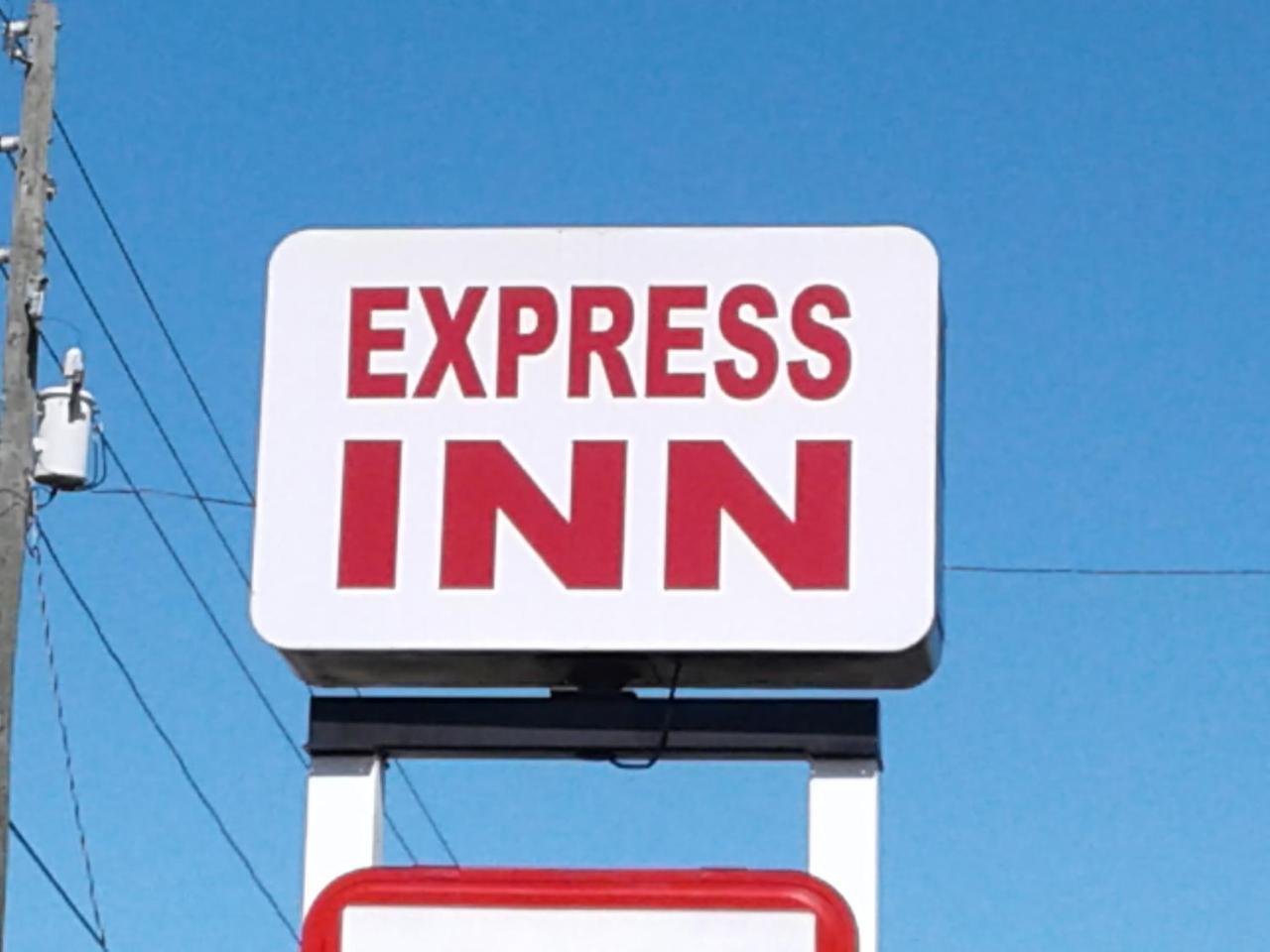 Express Inn & Suites - 5 Miles From St Petersburg Clearwater Airport Εξωτερικό φωτογραφία